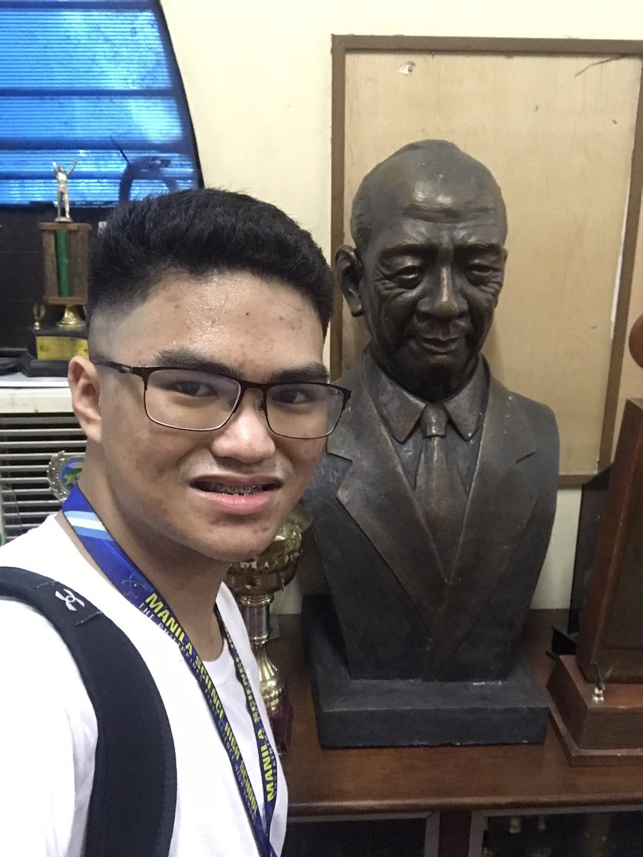ark1nash27's tweet photo. With the one who started it all! #MaSciAt60
#Susteyn https://t.co/LhllyyzqBd