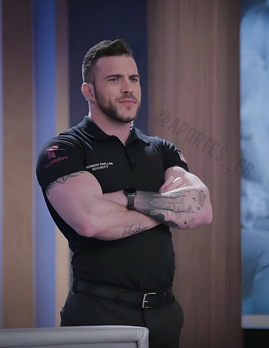 Roberto Guill n El Guardia Del Programa CasoCerrado De Telemundo roberto-guill-n-el-guardia-del-programa-casocerrado-de-telemundo