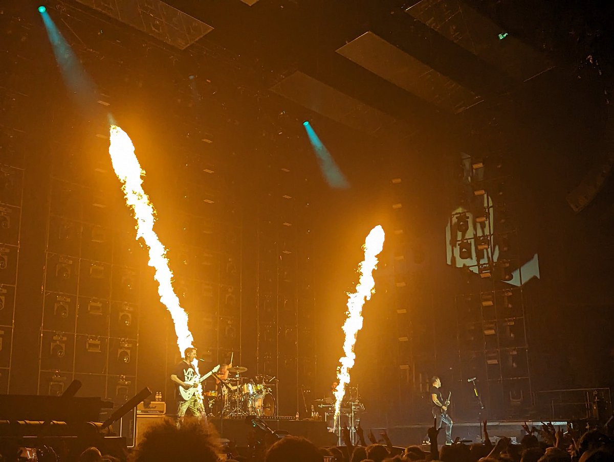 It's the will of the people. Plug in Baby, hold on tight it's <a href="/muse/">muse</a> <a href="/theo2/">The O2</a> #muse #theo2 #thewillofthepeople #wearefuckingfucked