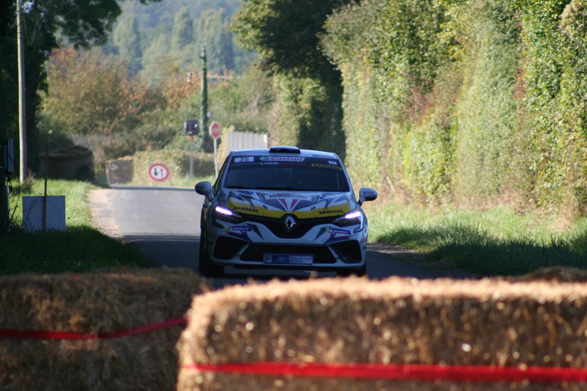 BiasucciAntoine's tweet photo. Rallye Coeur de France 🚘
#FFSA #rallyecoeurdeFrance #courseautomobile #voiture #peugeot #Ford #Renaultsport #sarthe #CentreValdeLoire #France #photography https://t.co/omnFYTo2XY