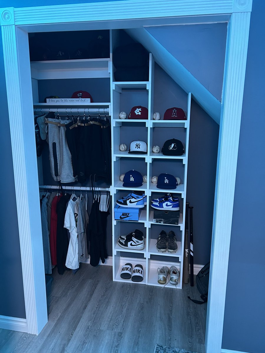 Love how this expanded closet space turned out. #theboyloveshats #loveyoutothemoonandback