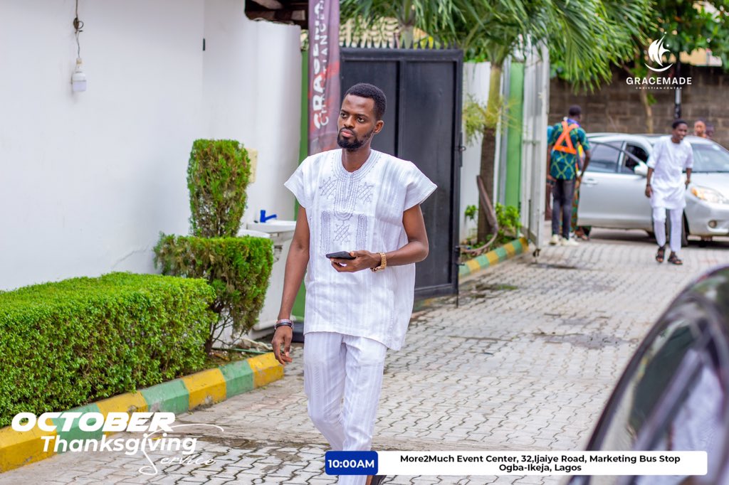 gracemade_c's tweet photo. How do you turn up to church on a Thanksgiving service? 

#Repyourtribe 
#OctoberThanksgivingService  
#SpecialIndependenceEdition  
#WeAreGracemade 
#RaisingChangeAgents https://t.co/WRVBiUL3w0