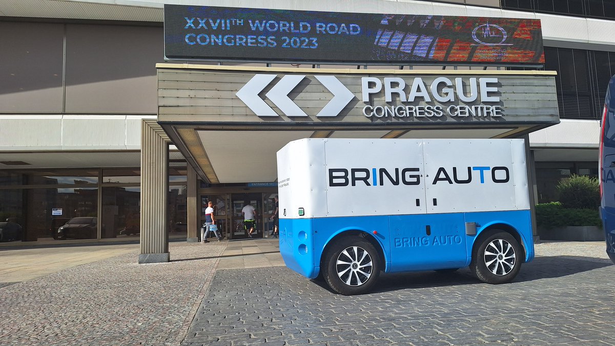 BringAuto's tweet image. Tomorrow, an #autonomousrobot within the #LivingLAPT project will start delivering gift packages for selected guests of the World Road Congress.
If you want to meet the future, come and see the #LMDvehicle, which does not need a driver in front of the Congress Center in Prague.