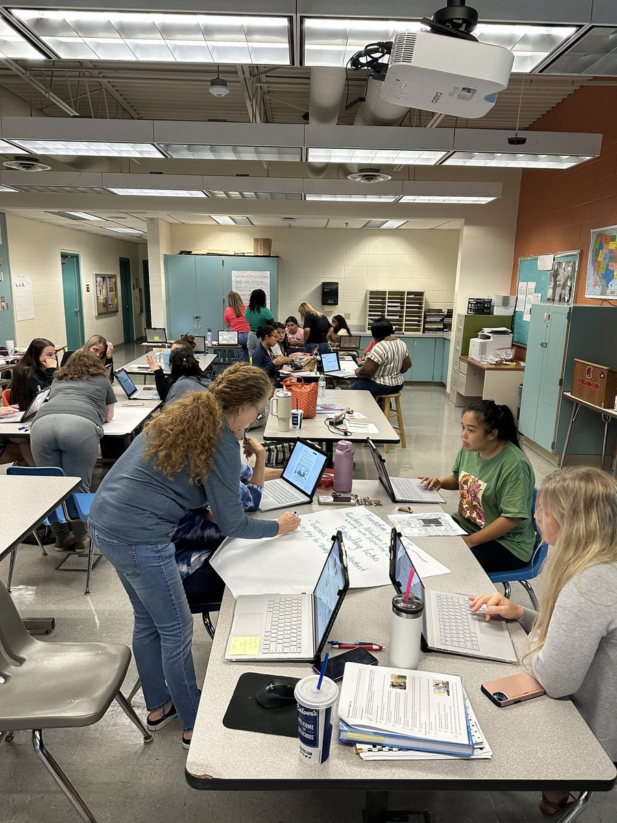 Amy Daniels tweet media