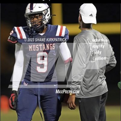 ryan_russelr's tweet photo. #NewProfilePic Photo taken from last Game against Waco Robinson. https://t.co/u8aUoPwxAo