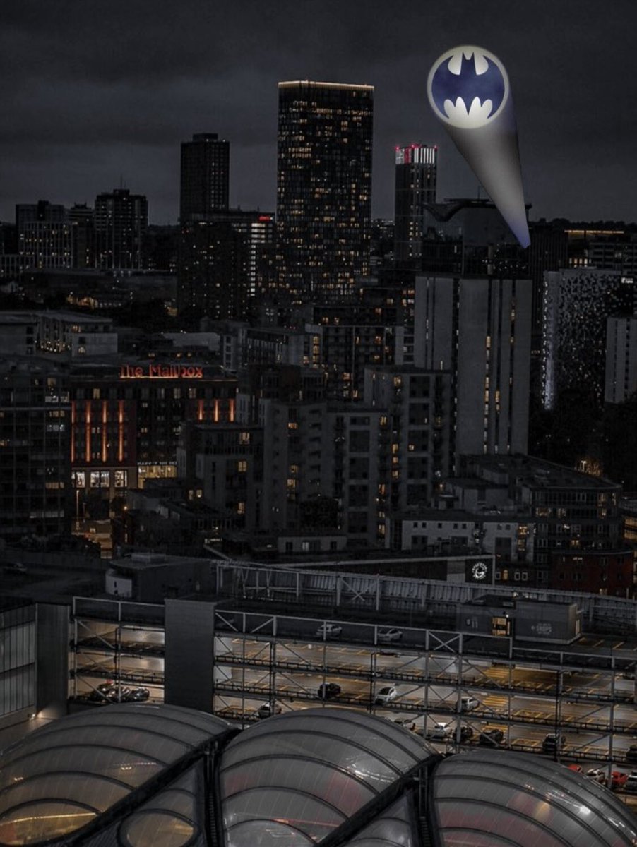 KF_JRPhillips's tweet photo. @staceybarnfield @staying_cool If you look closely the bat signal is coming from the council house… https://t.co/1GfYOJXbvh
