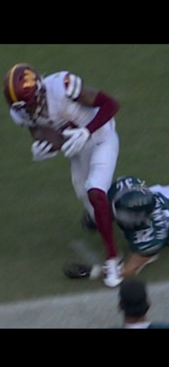 glizzerslizzler's tweet photo. I really dislike the Philadelphia Eagles #justiceforterry #hewasin https://t.co/PREFdepD3z