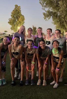 Desert Twilight did not disappoint! 12 PRs-6 on the guys team, 6 on the girls, 5 medalists, 2nd place finisher in both the guys & girls large School Varsity race, a full moon and another meet of memories. 🐻💪🏻🏃‍♀️🏃🏻🏃🏻‍♂️💨 #buildingbasha #consistencyiskey