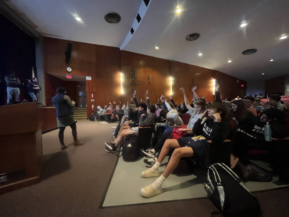 Millis Middle School (@millismiddle) on Twitter photo Thank you Mrs. Martin from <a href="/TriCountyRVTSD/">Tri-County Regional</a> for the visit! We have a bunch of interested eighth graders! Thank you Mrs. Martin from <a href="/TriCountyRVTSD/">Tri-County Regional</a> for the visit! We have a bunch of interested eighth graders!