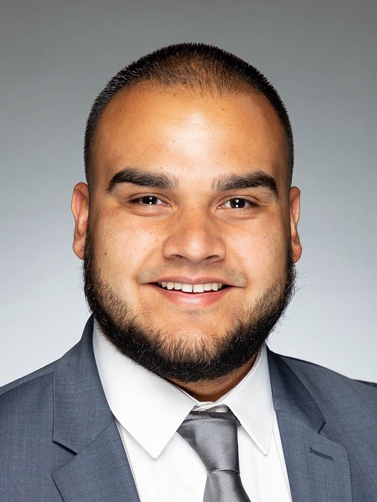 JohnPalacios22's tweet photo. With today being #NationalLatinoPhysicianDay &amp; #ERAS  certified &amp; submitted this week. I am honored to soon become part of the 6% Latinx Physicians. 

I am excited to announce my application for #EmergencyMedicine residency! I am filled with gratitude!

Ready for #Match2024 https://t.co/JbdxtP18Zy