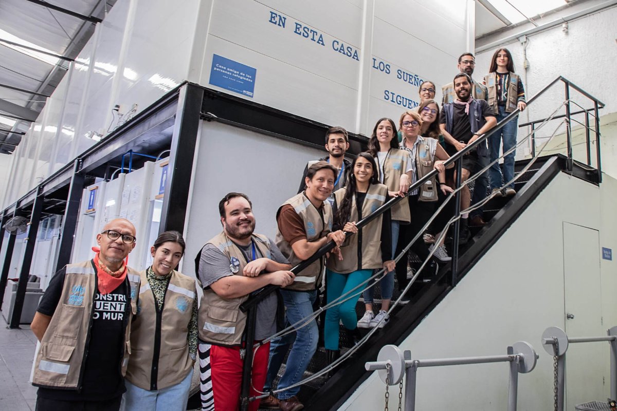 Por <a href="/FM4PasoLibre/">FM4 Paso Libre</a> han pasado más de 57 mil personas. El espacio se adapta según las necesidades para que mujeres, hombres, población LGBTQ+, adolescentes, niñas, niños y personas de la tercera edad se sientan bienvenidas. Aquí la historia por <a href="/MinaMorsan/">Mina Morsán</a>👉mtr.cool/vvvzryjase