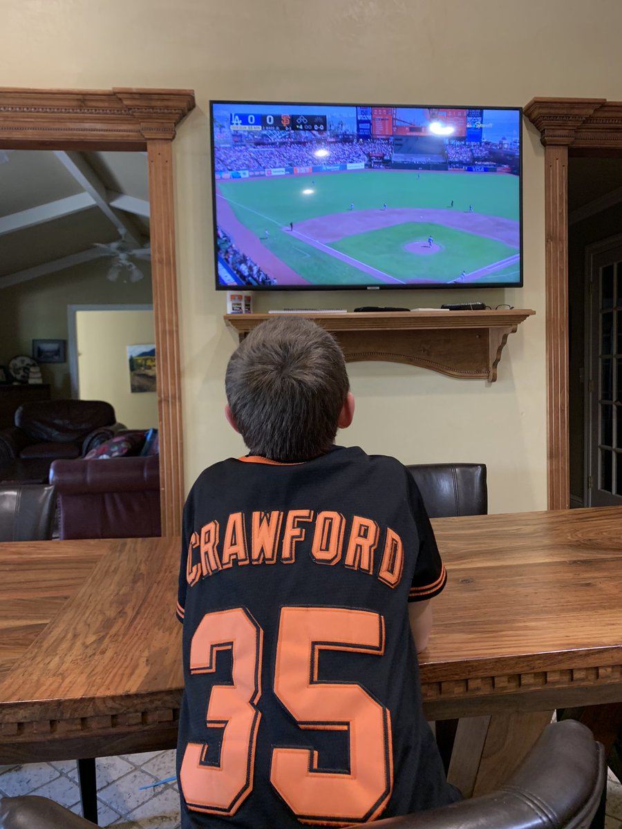 It’s a difficult day for us. Owen’s favorite player is Brandon Crawford. Crazy to think this could be his last game with the <a href="/SFGiants/">SFGiants</a> Thank you for the memories <a href="/bcraw35/">Brandon Crawford</a> !! #Crawford #SFGiants