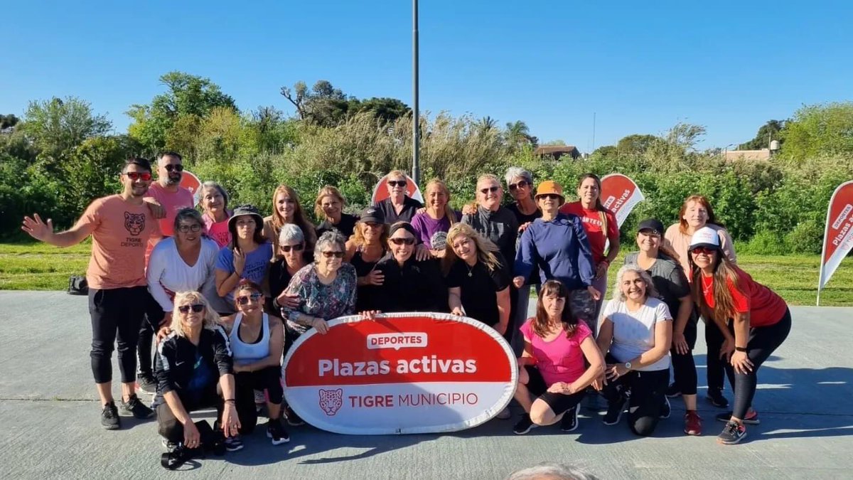 DanielNunez1960's tweet photo. Ayer vecinas de #TalarSur disfrutaron de una nueva jornada de plazas activas en la senda aeróbica de la calle Paul Groussac, agradecemos al intendente @ZamoraJulio por esta iniciativa. https://t.co/IW6j90ry7j
