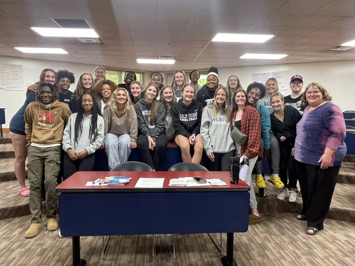 Albion College Women’s Basketball tweet media