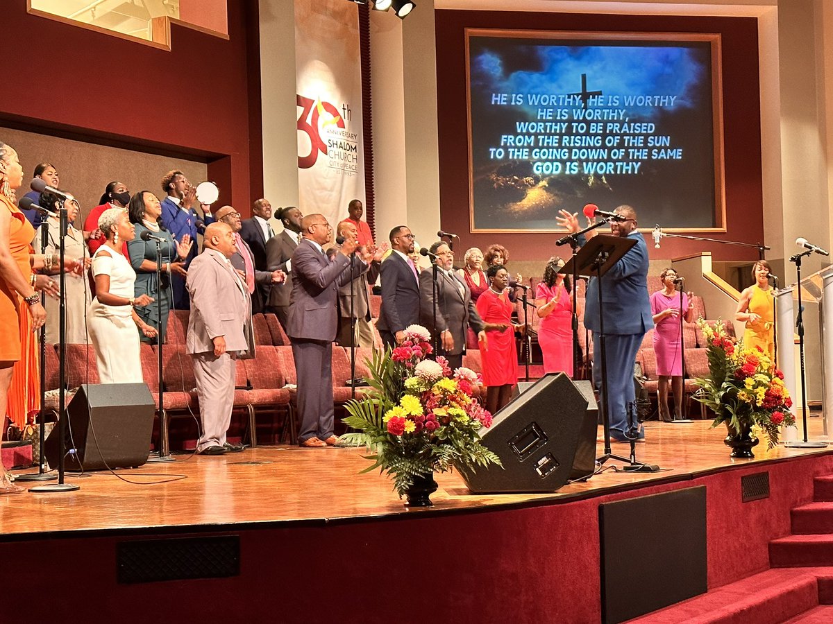 ShalomCCOP's tweet image. Rejoice always. Pray continually. Give thanks in all circumstances. What a day of worship we had! And it was with great honor to have Florissant Chick fli A join us! #ShalomCCOP #SundayWorship #ShareCommentRepost