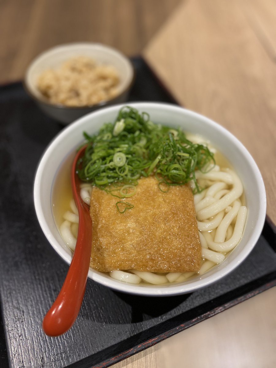 chinkokai's tweet photo. #福岡空港 #因幡うどん の #きつねうどん 。#福岡空港グルメ #福岡グルメ #博多うどん #うどん #饂飩 #udon https://t.co/Z2yw3AhL0W