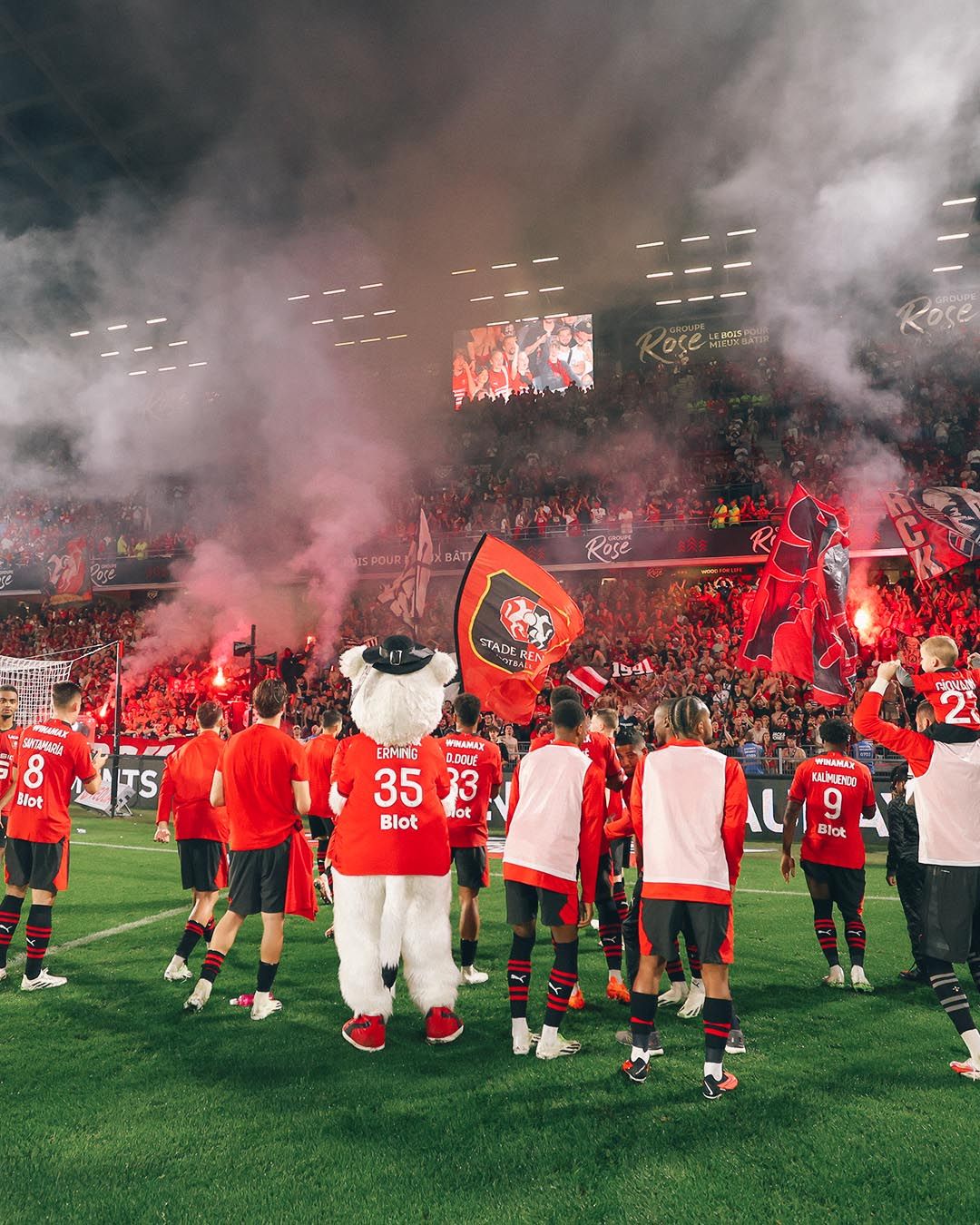 Le Stade Rennais convoqué par la commission de discipline après des chants  homophobes visant Nantes - L'Équipe