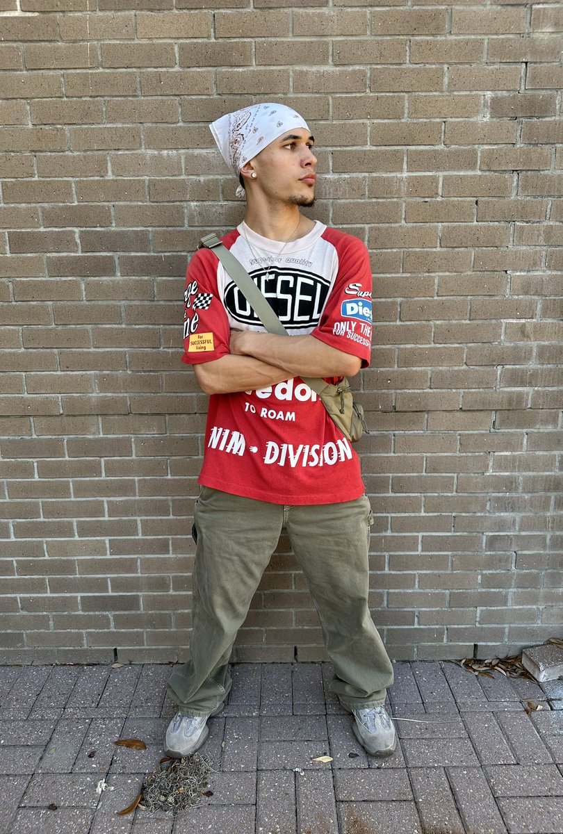 jasonfarrell211's tweet photo. nun much, in coolin 🧃 https://t.co/UYMxs4rQqn