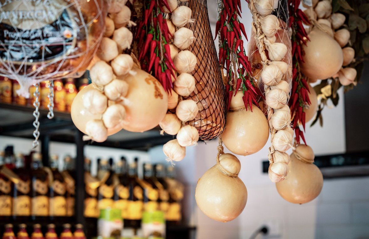 Tomorrow will see Prahran’s beloved Italian espresso bar Officine Zero transform into Officina Gastronomica Italiana: bit.ly/3ZxGqyx #ONYAMAG