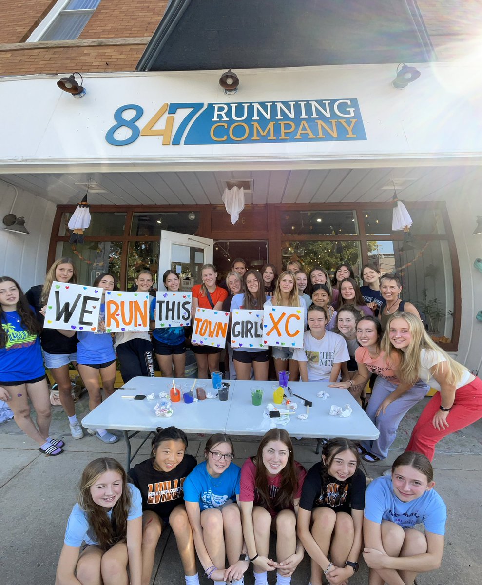 LHS Girls XC tweet media