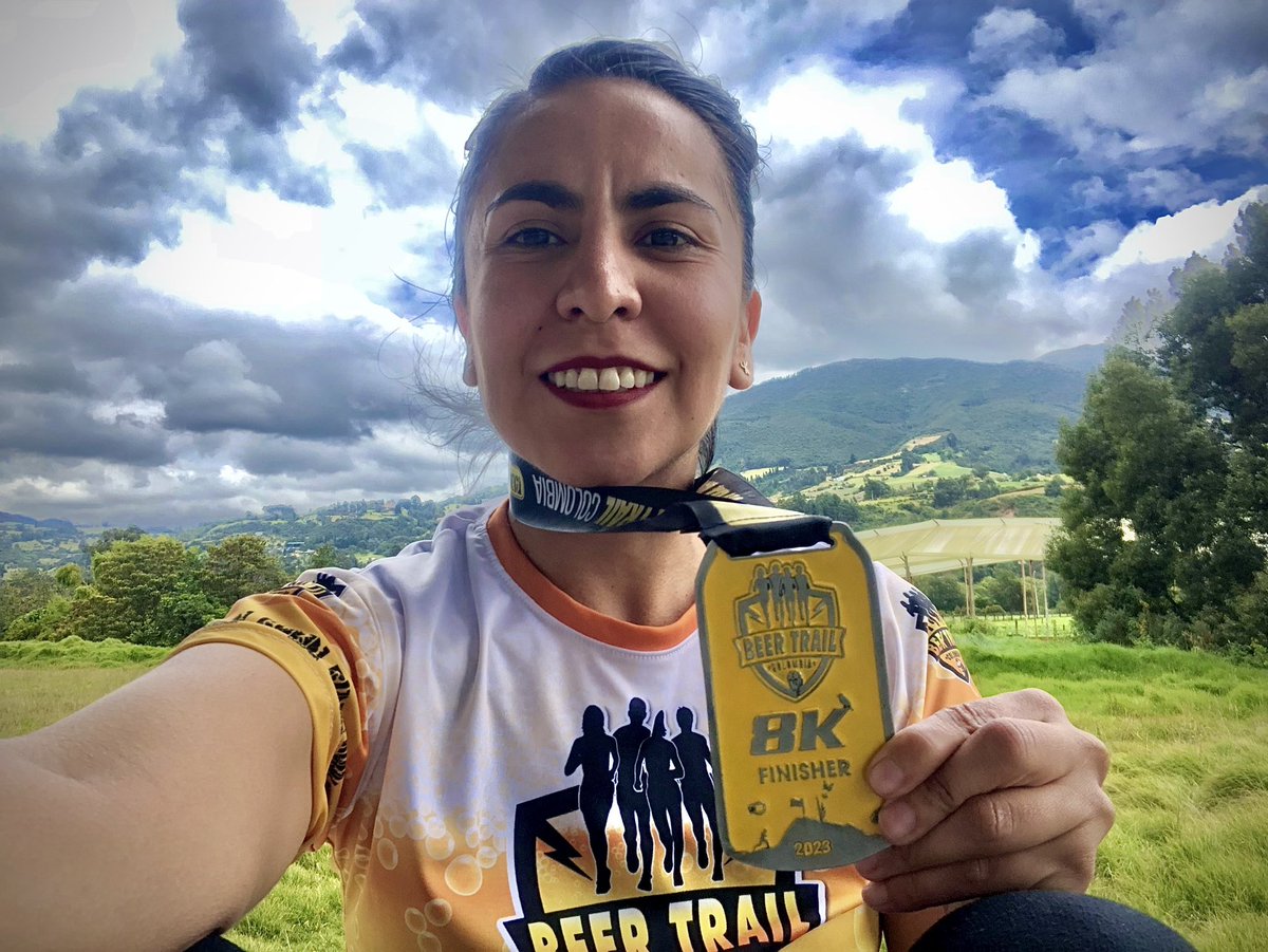 Brenda_RCN's tweet photo. Se logró 💪🏼 #BeerTrail #Colombia 🇨🇴 8K 🏃🏻‍♀️ https://t.co/TKwvkvlFDD