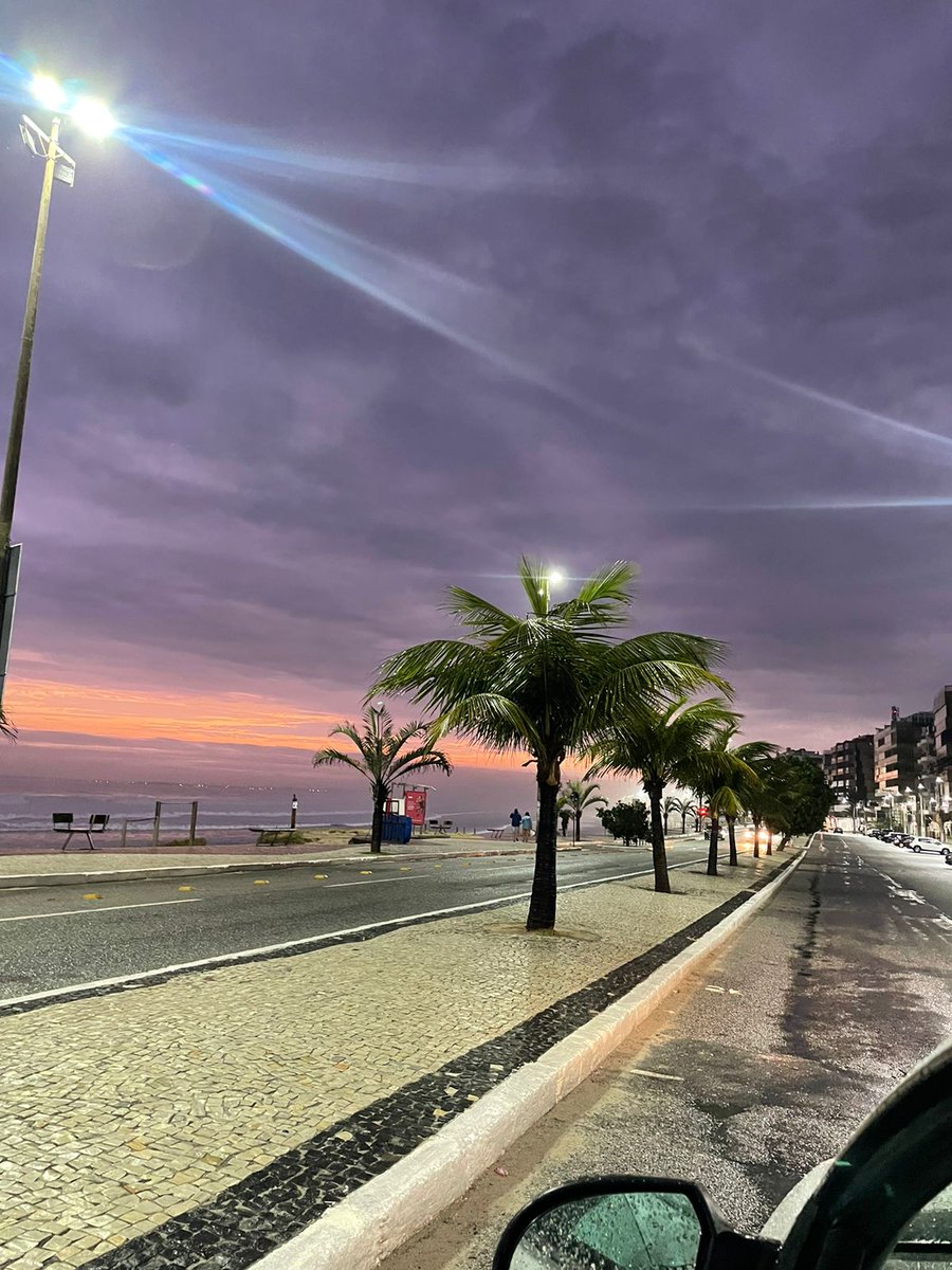 CABO FRIO - RJ 

Cara se as coisas aqui não fosse tão difícil de arrumar trabalho, se as pessoas fosse mais unidas,  se aqui não tivesse o nível de inveja superior seria uma cidade maravilhosa papo reto, pena quê nada é perfeito  !