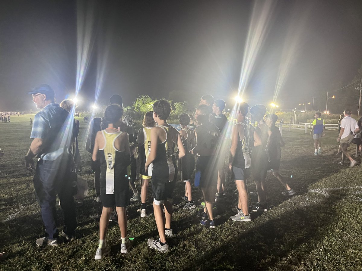 haleyjonesGT's tweet photo. Desmond’s XC this week! 2 races: Pocahontas &amp; Shelby Farms https://t.co/NyHIQDxBwQ