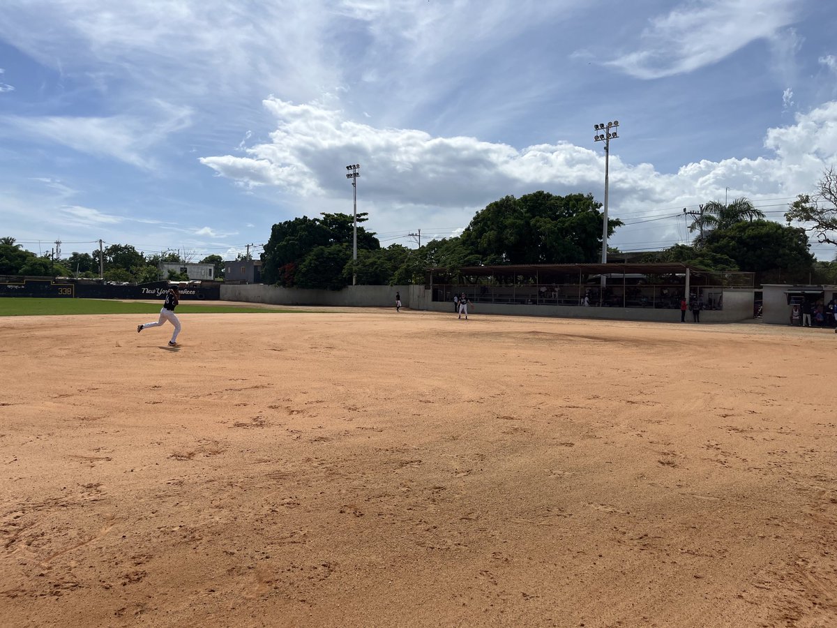 DBU_Baseball's tweet photo. Baseball in Boca Chica https://t.co/LqjlTkS4Fs