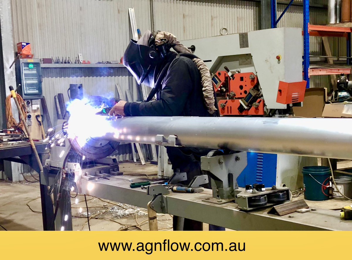 agnFlow's tweet photo. 🔥 Precision in every weld! Our skilled team is hard at work ensuring the durability and reliability of your pivot pipes. Quality craftsmanship is at the core of what we do, providing you with irrigation solutions that stand the test of time. 💪🌾 #WeldingMastery  #Irrigation https://t.co/xKfhBGEgvI