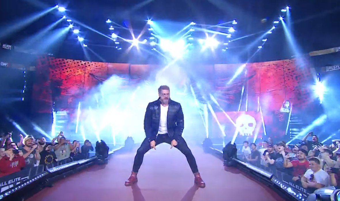 SeanRossSapp's tweet photo. EDGE IS IN AEW! THEY HAVE METALINGUS FOR HIS THEME! https://t.co/HXDCaBOvnI