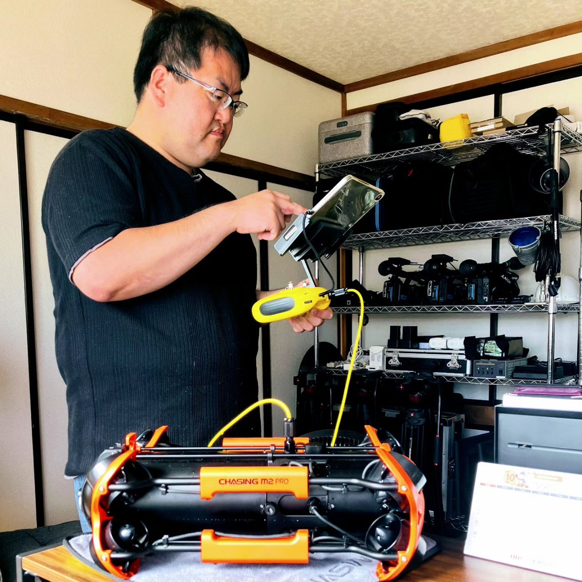 hoppou_kuusatsu's tweet photo. 利尻での講義に向けて準備中😎

#水中ドローン #ROV #水中撮影 #セミナー #講師 #講義 #ドローン #CHASING #CHASINGM2PRO #漁業 #観光 #行政 #利尻 #高技専 #稚内 #北海道 #北方空撮 https://t.co/oQ1OT5dlP8