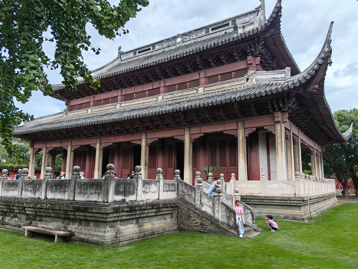 300年前に建てられた海神殿には海の神が祀られている。The Sea God Temple, built 300 years ago, worships the God of the Sea.建于300年前的海神庙供奉着大海之神，祭拜之后会保佑我们一方平安。 https://t.co/5fGH7Esi11