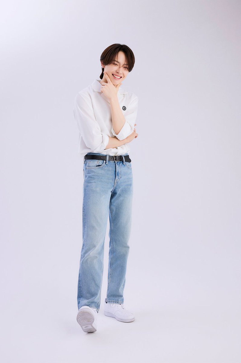 modelpress's tweet photo. ＜LUNÉ誕生日記念インタビュー＞

&amp;TEAM・NICHOLAS、グループへの思い「メンバーの力になりたい」

▼記事はこちら
https://t.co/7QNXiH2Rcz

@andTEAMofficial #andTEAM #앤팀 #LUNÉの誕生日 #LUNÉandTEAM #300DaysWithLUNÉ #モデルプレスエンティーム連載 https://t.co/9rPPHqku6v