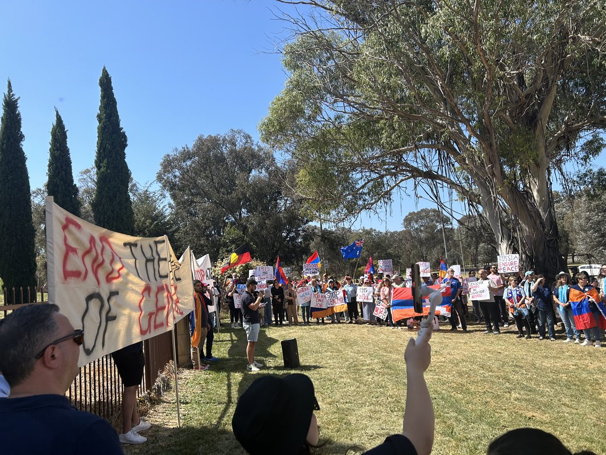 Happening now Canberra Australia- first - turkish embassy 

#SanctionTurkey #SanctionErdogan
#StopToxicPanTurkism

#WeAreArtsakh