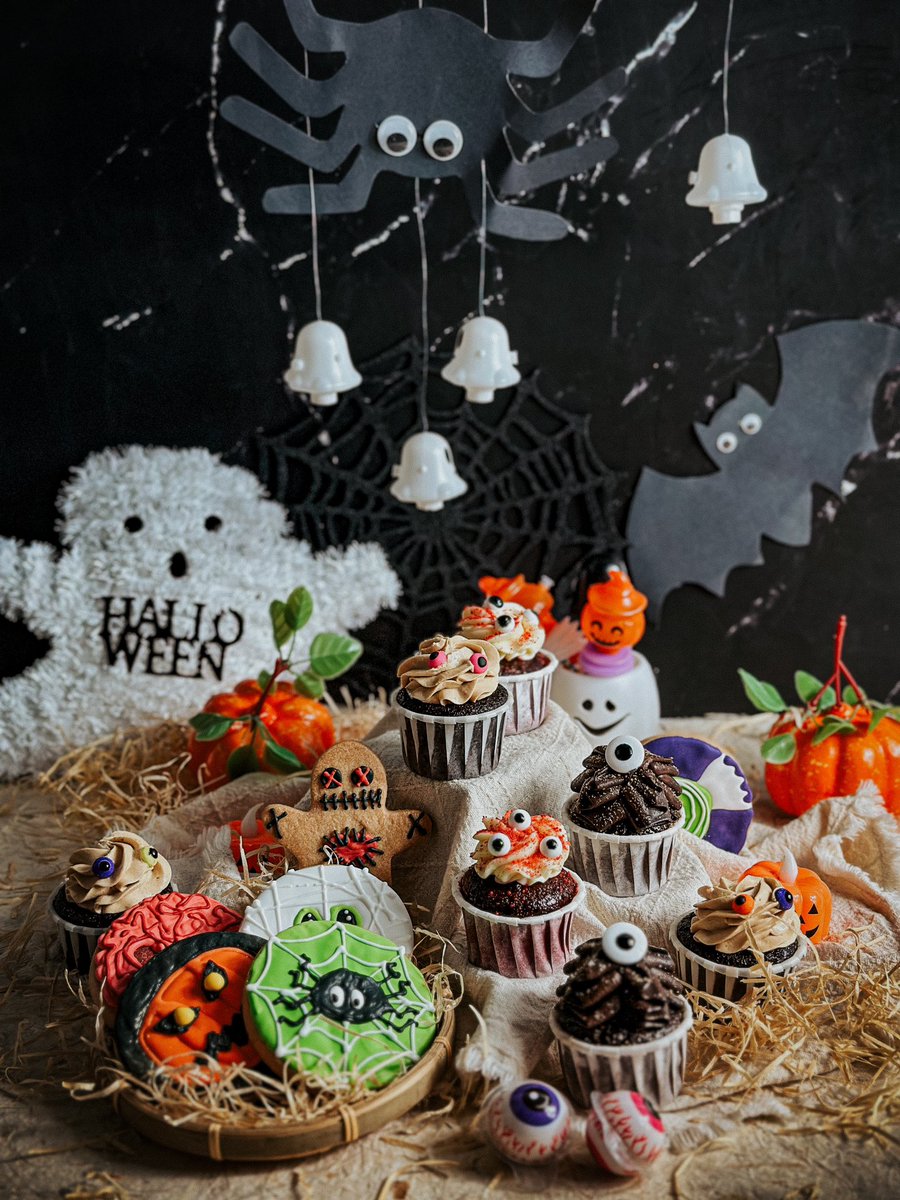 tedboybakery's tweet image. The spooky time of the year has come!
Stay tuned for our halloween specials👻

#tedboy #halloween #Spooktober