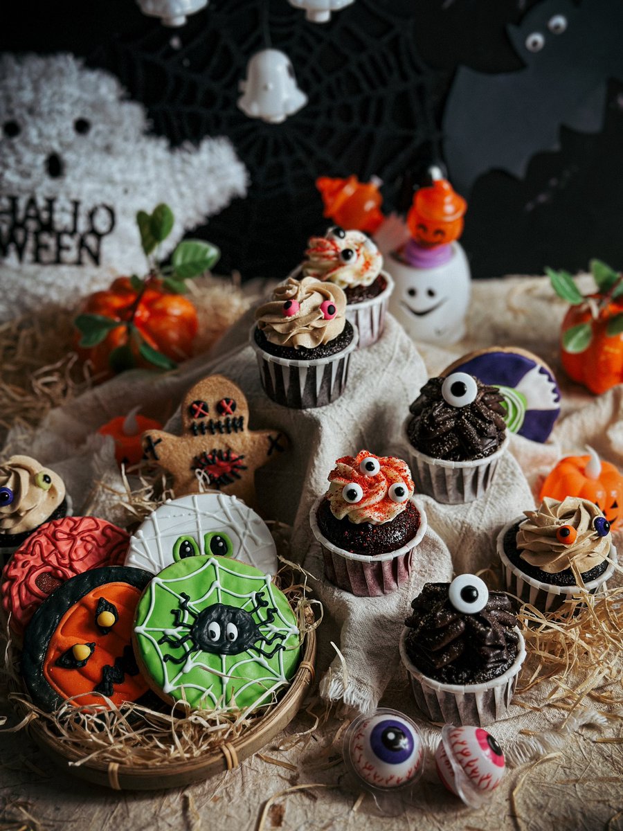 tedboybakery's tweet image. The spooky time of the year has come!
Stay tuned for our halloween specials👻

#tedboy #halloween #Spooktober