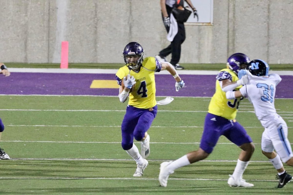 TracyZamarron's tweet image. Trev with a 99 yard kick return for a touchdown and Homecoming Senior class representative. 💜💛 #jacketpride