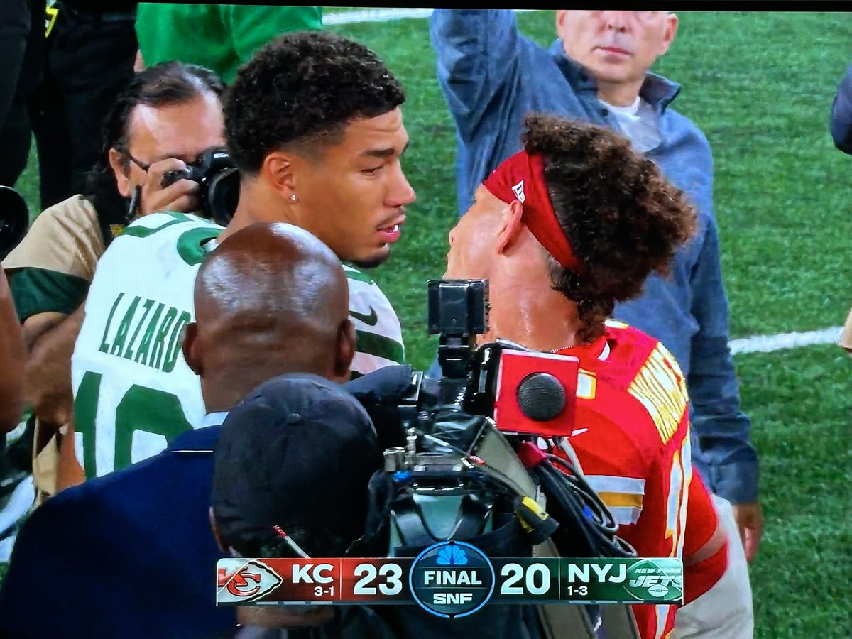 CloneFan1450's tweet photo. You think he whispered “66-10”? https://t.co/HoOPI1lt8c