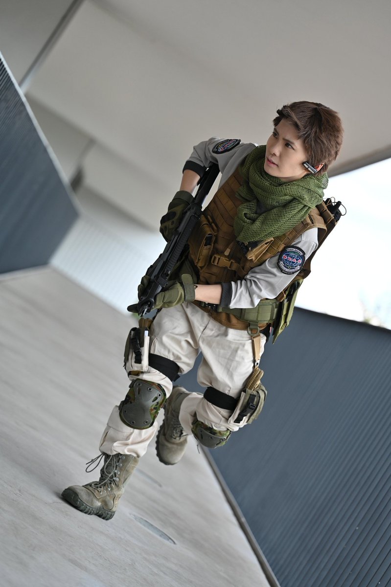 REBHFun コスプレバイオハザード6/ピアーズ・ニヴァンス撮影📸日曜だ