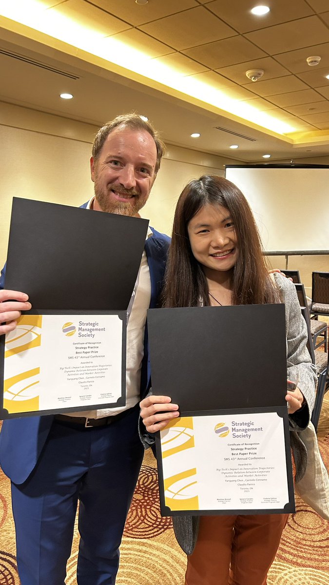 CarmeloCennamo's tweet image. Very happy to see the research by our brilliant @smilingyyc On big tech acquisitions’ impact on startup innovation being awarded the division best paper prize @Strategic_Mgmt.  @Claudio_Panico_ @Unibocconi @sdabocconi @SI_Copenhagen @CBScph