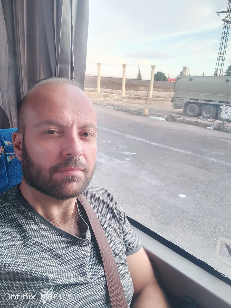 baselhamdan84's tweet image. وهي خلصنا عسكرية بخير وسلامة مع أول صورة بالحياة المدنية 😁😁.
عقبال الجميع يارب ❤️❤️
#Syria