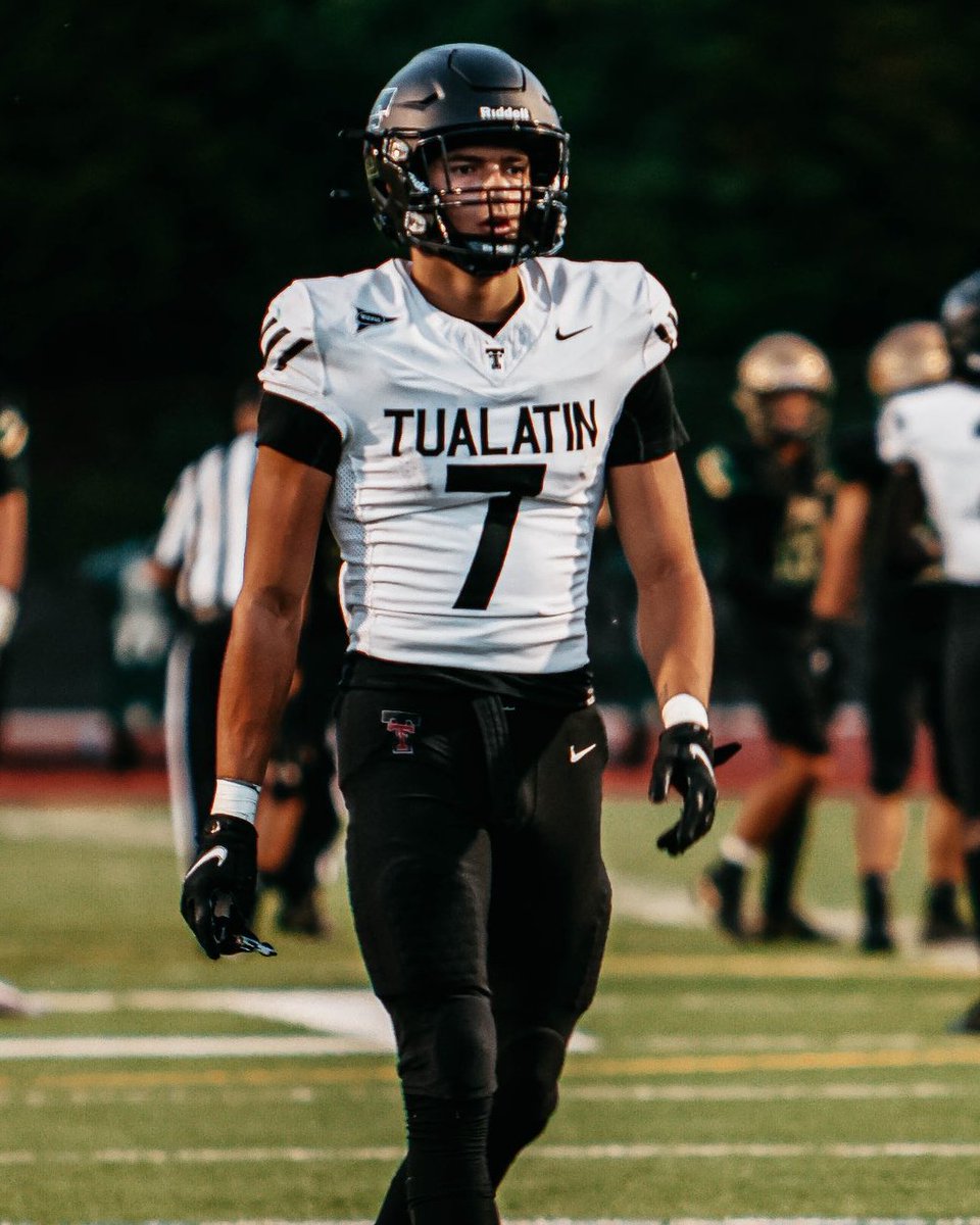 JordanJ_'s tweet photo. Oregon's Top Performers O &amp; D- Week 5 https://t.co/i1St40BKag Featured at @PrepRedzoneOR https://t.co/llArJnVcrX