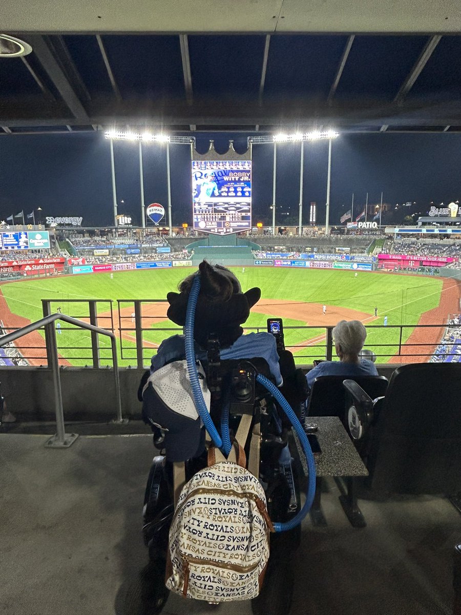 SarahNauser's tweet photo. I’m never ready for the season to end. 🥺 
This is my happy place.
My escape from ALS.
Until next year 🫡
#Royals #ALS #FightLikeAGirl https://t.co/2tj5Aalgm7
