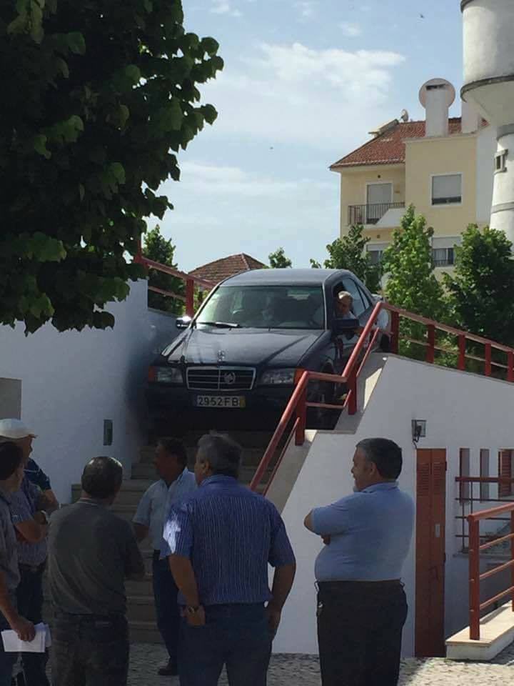 Entretanto em Ferreira do Zêzere (2x)
A lenda cria mm