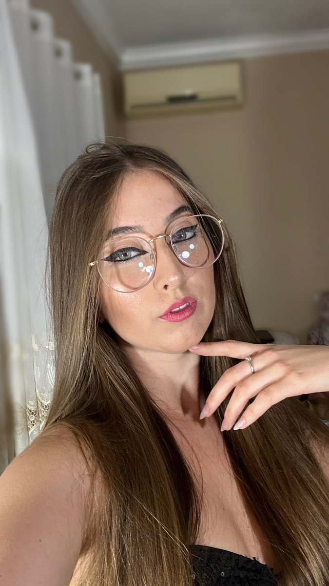 _lara_mk_'s tweet photo. 🍒 https://t.co/rl9ojLx35S