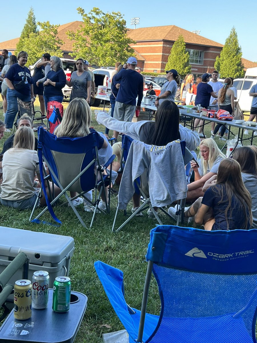 coachbeee's tweet photo. @WingateSoftball Thanks for an awesome weekend!!! Great food, new friends, and some great wins!  Excited for the future !!! https://t.co/9xjPt1YM0j