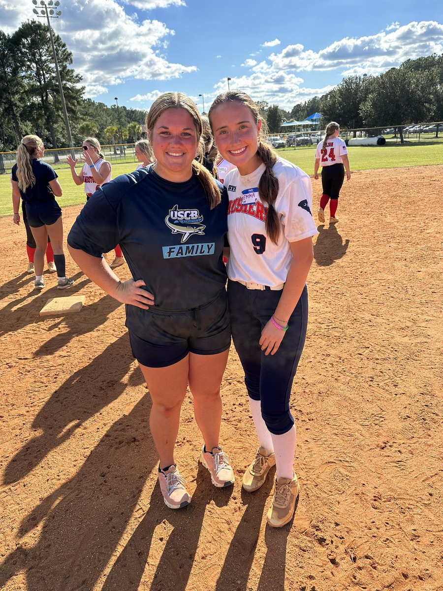 Thank you <a href="/USCBSoftball/">Sand Shark Softball</a> for another great camp today! A special thank you to <a href="/CodeeYeske/">Codee Yeske</a> and <a href="/a_owen4/">Alison Owen Yeske</a> and all the amazing players for putting on a great camp! @Crushers_Dorgan
