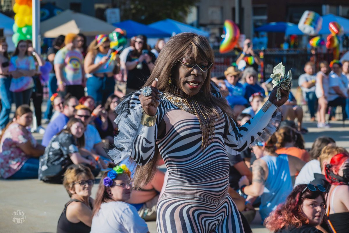 PikevillePride's tweet image. We did it. We pulled off our biggest #pride event in #pikevilleky with over 2,300 people joining us. Thank you to all of our donors, sponsors, grant makers, and more. This is the result of a lot of work. This is queer joy and celebration in #appalachia at its best.