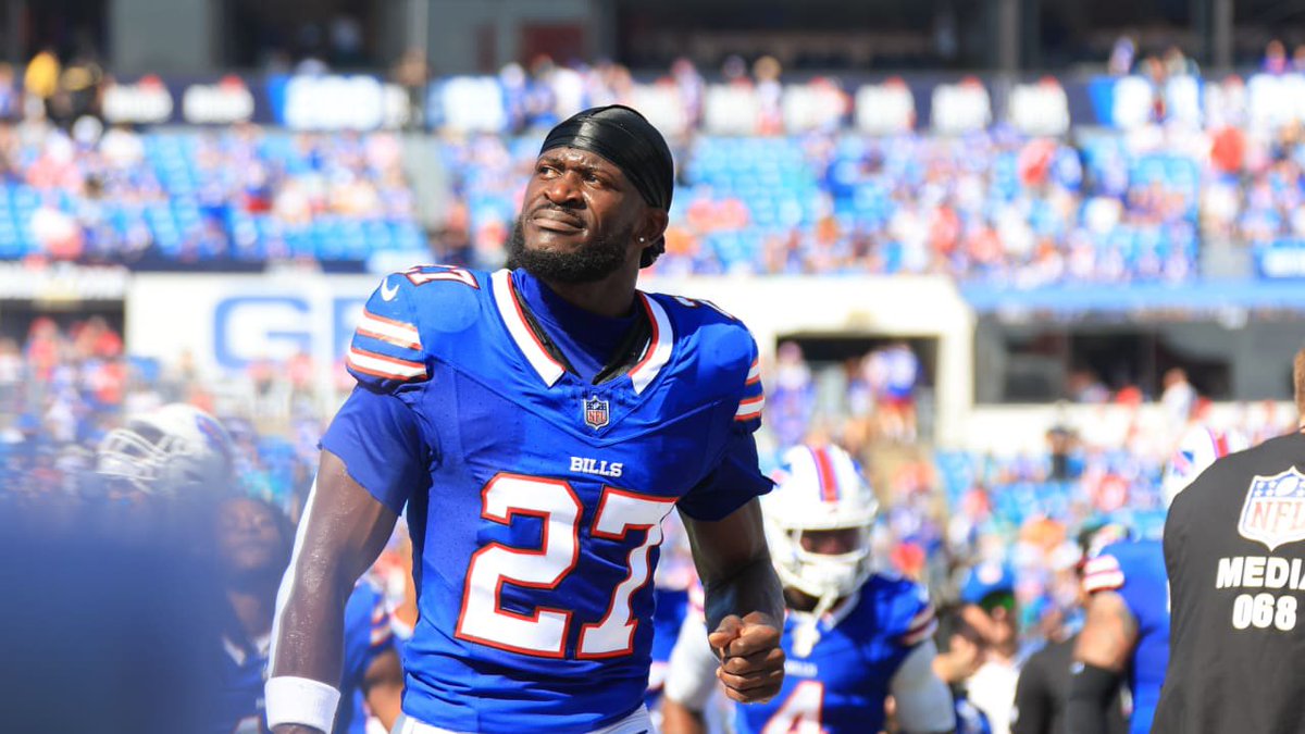 MySportsUpdate's tweet photo. The #Bills fear CB Tre’Davious White ruptured his Achilles during today’s game vs. Miami, per @JeffDarlington. Second season-ending injury in a matter of years for Buffalo’s top corner. 

A significant loss. https://t.co/p4rFHRNGSt
