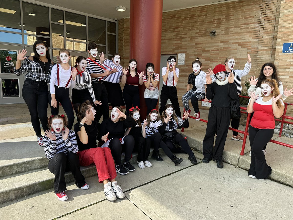 CH East Mime Company tweet media